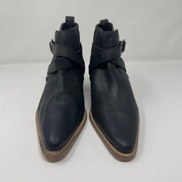 Free People Back Loop Black Leather Ankle Boots EU 39 US 8.5 - Picture 4 of 8